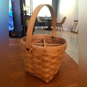 Vintage 1998 Collectable Small Round Hand Woven LONGABERGER Basket